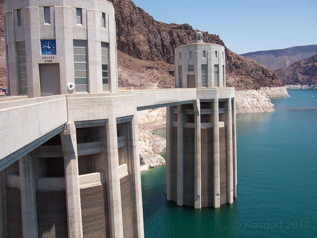 Las Vegas 2010 - Hoover Dam Revisited 0295.jpg - The 2010 Las Vegas Fire - Ice and Sweat Tour. Half Marathon, Red Rock Canyon, Casinos, Valley of Fire.... and buffets!Dam bridge progress during the July 2, 2006 Las Vegas tour.